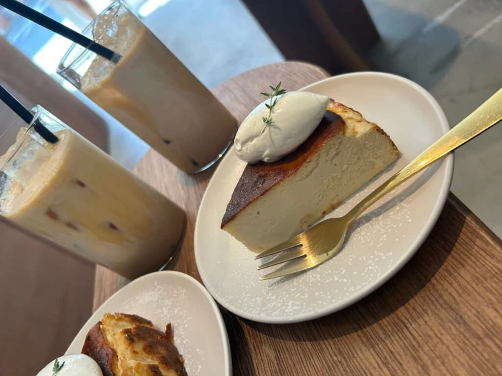 バスクチーズケーキ