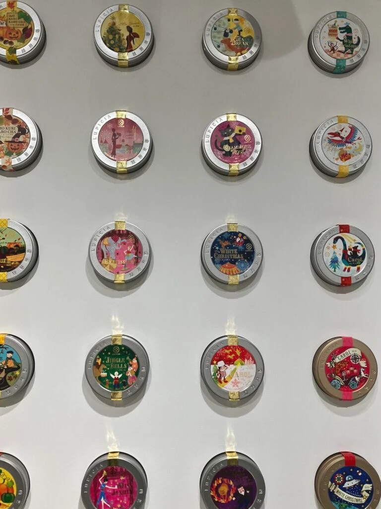 ルピシア　紅茶缶　展示