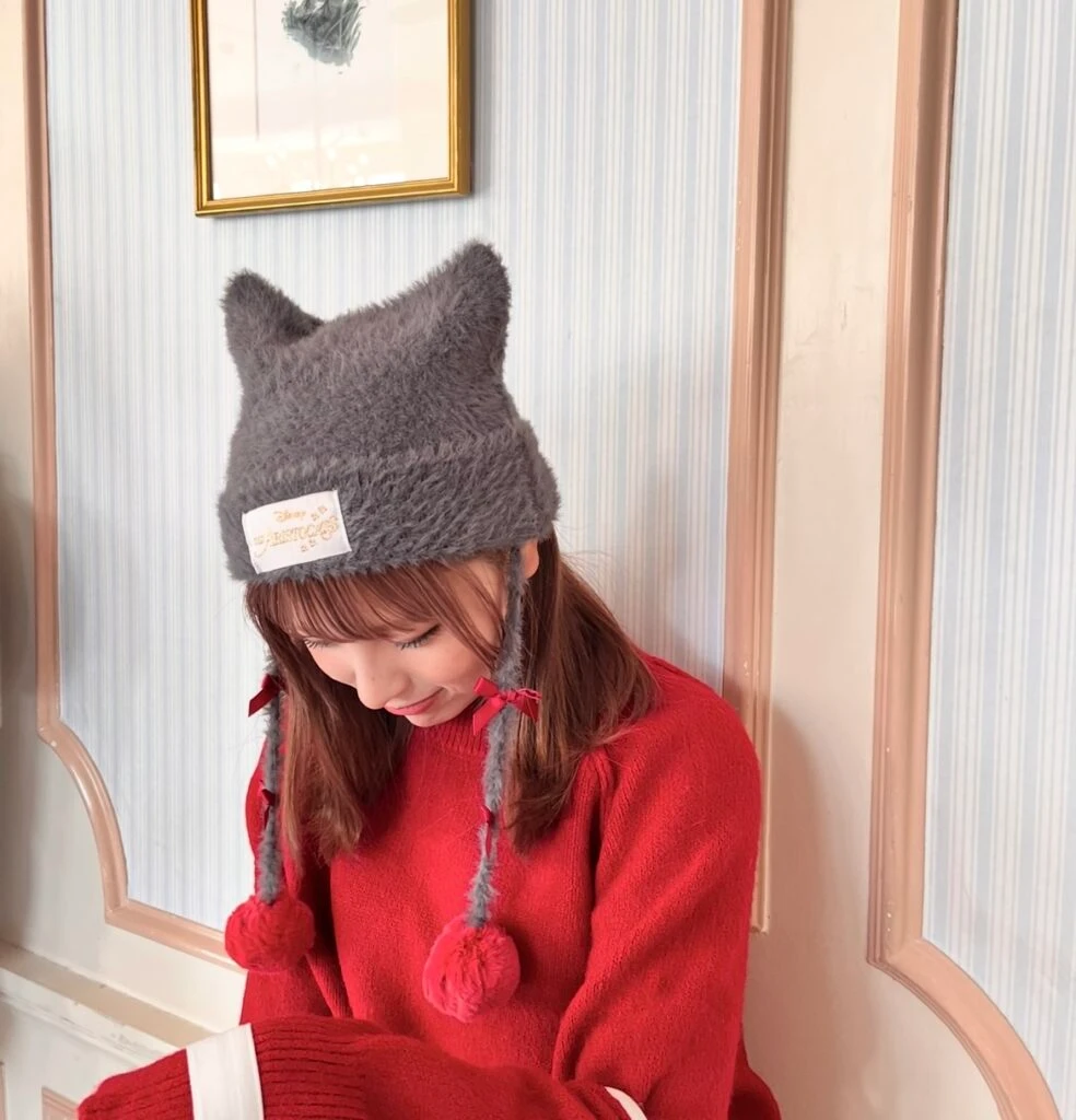ディズニー新作グッズ　マリーちゃんニットキャップ着用画像
