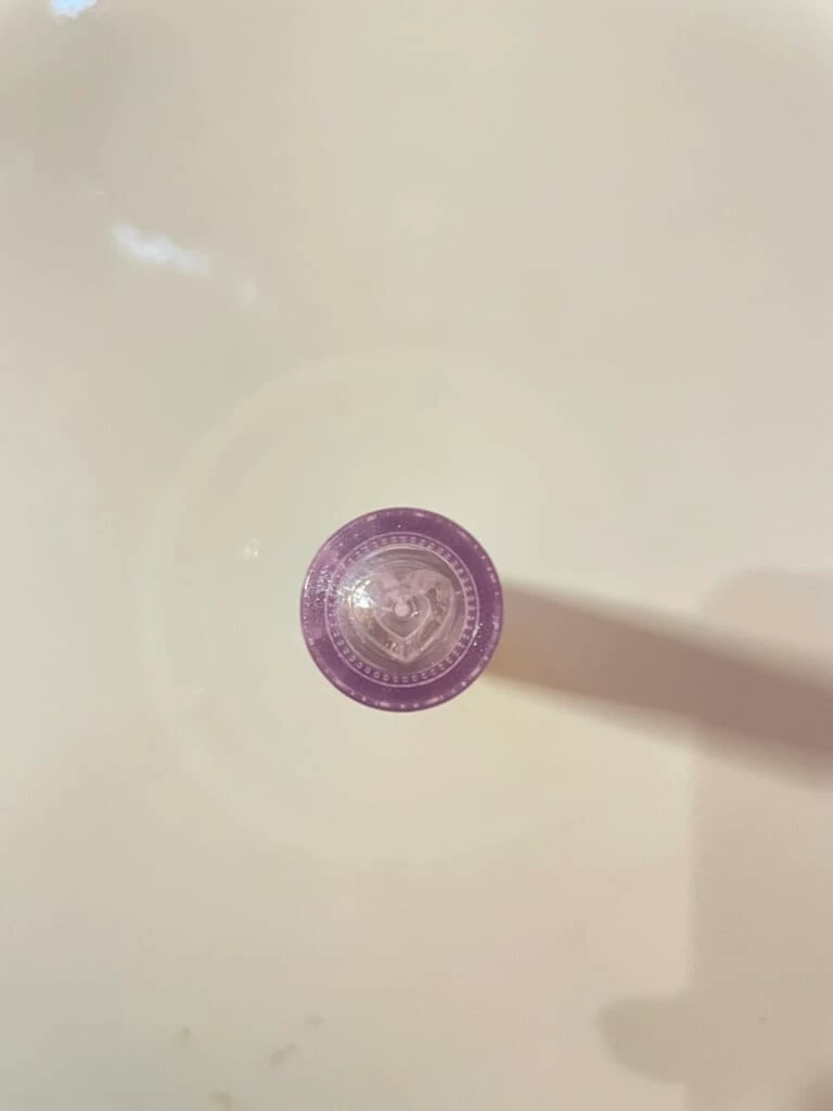 ふたの上にはハート型がある
