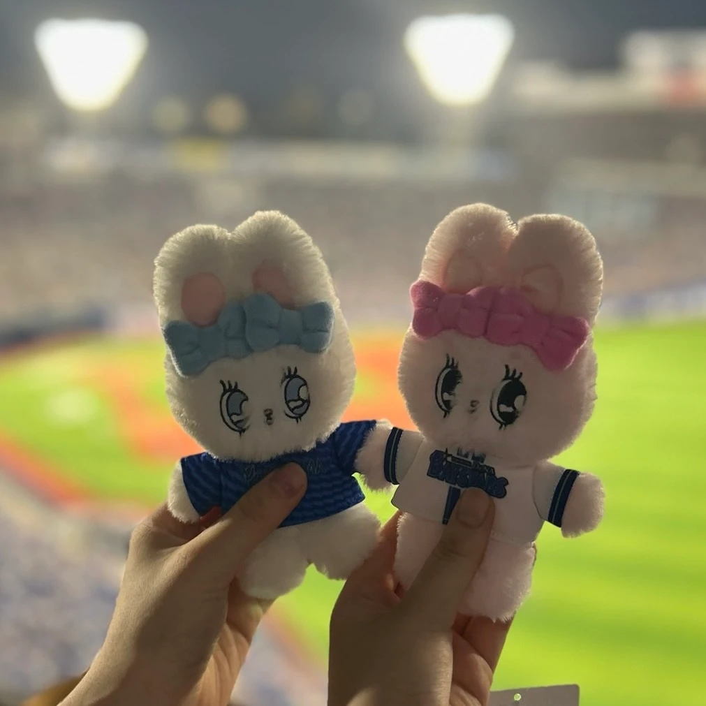 エスターバニーコラボ人形