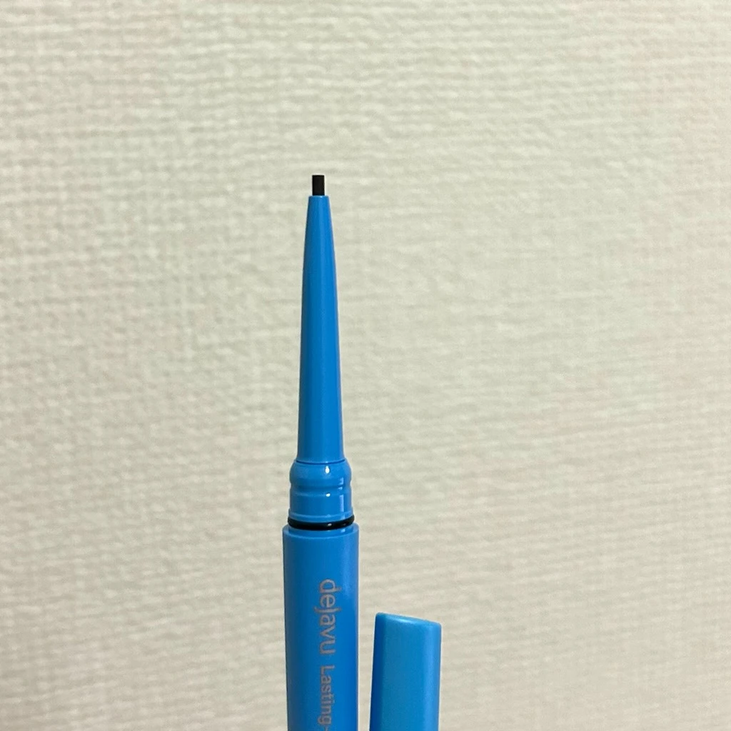 アイライナー中身