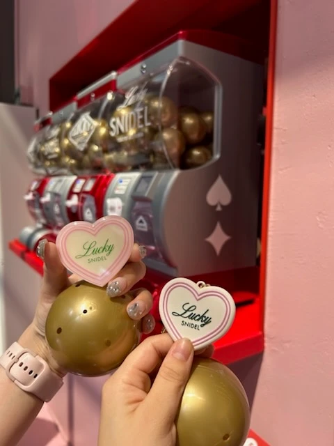 ガチャガチャ景品　ストラップ