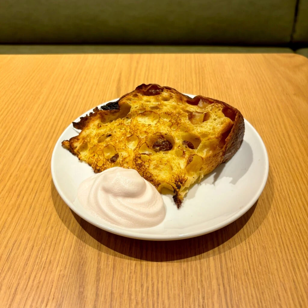 スタバの期間限定＆限定店舗でしか食べられないパネトーネ