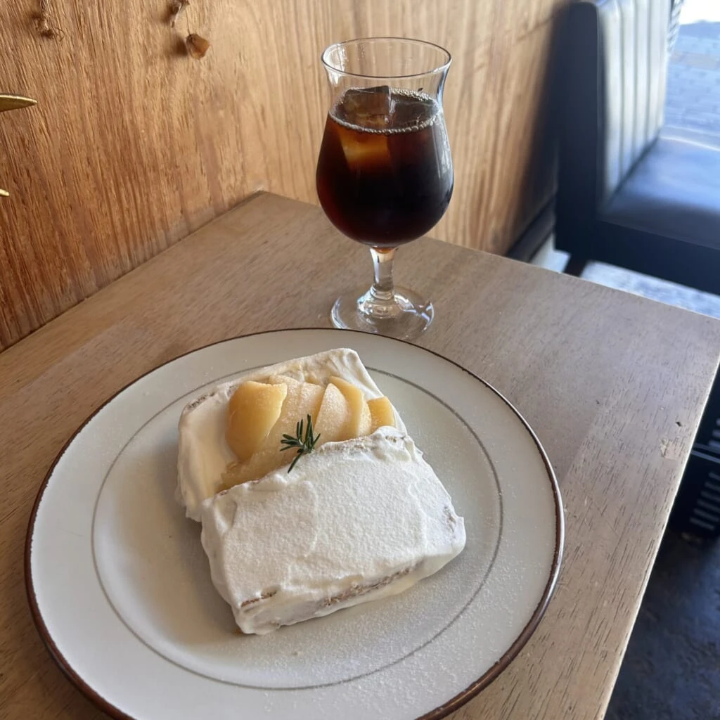 カフェ