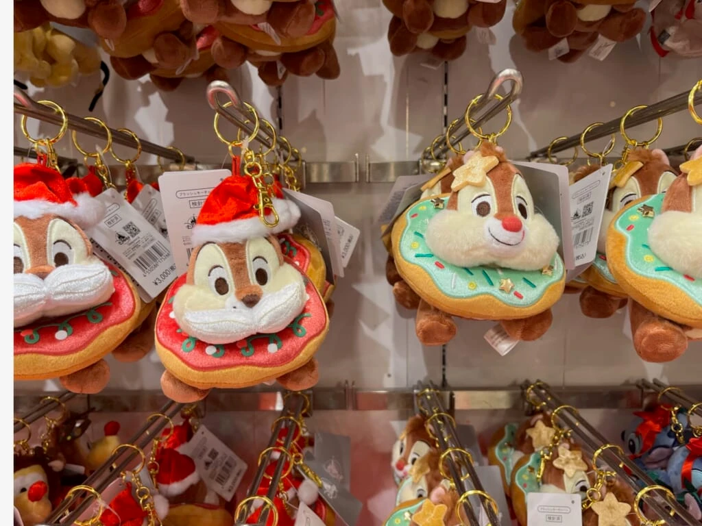 チップとデールのぬいぐるみキーホルダーの写真