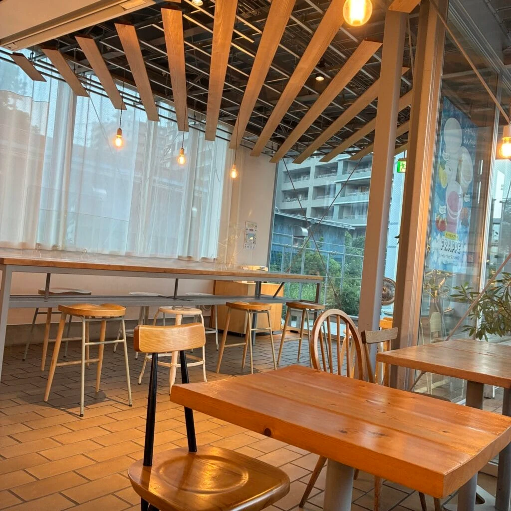 キィニョンの店内