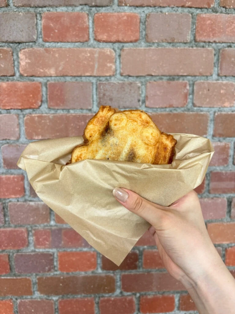 カエルの形をしたたい焼き