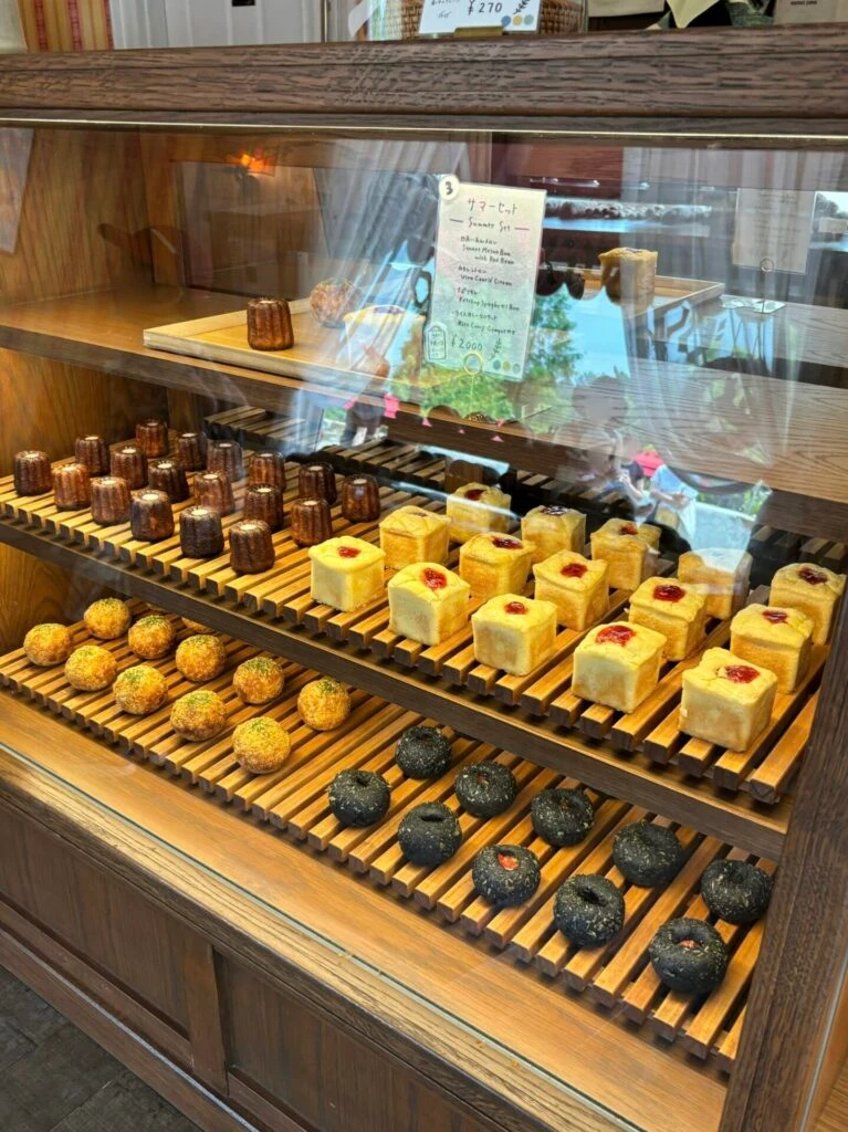 パン屋さんのショーケース