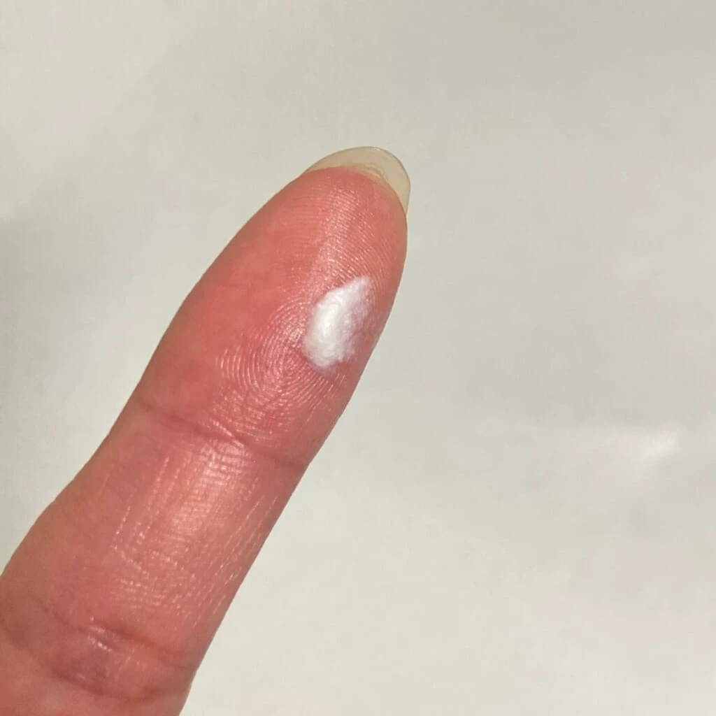 オロナインH軟膏薬剤部分
