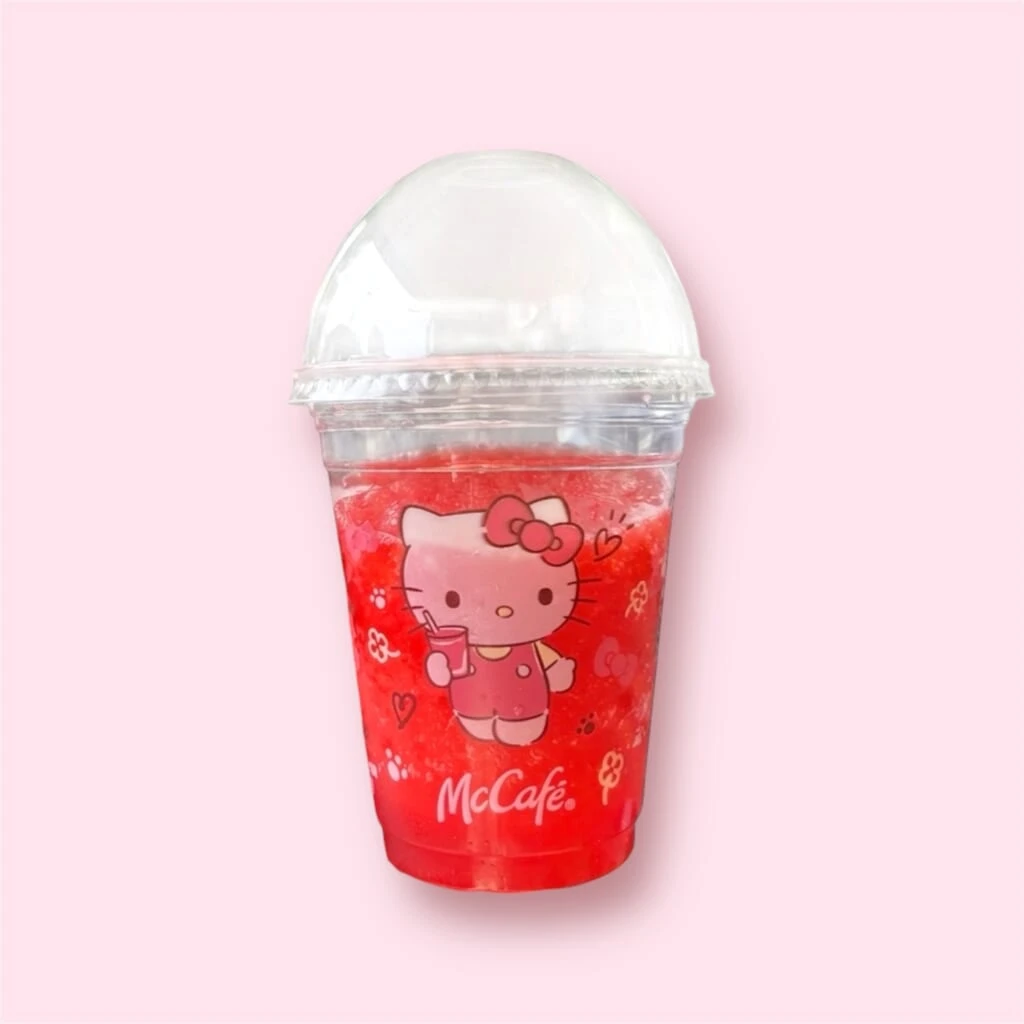 ハローキティのジューシーいちごスムージー
ハローキティのデザインと相性抜群