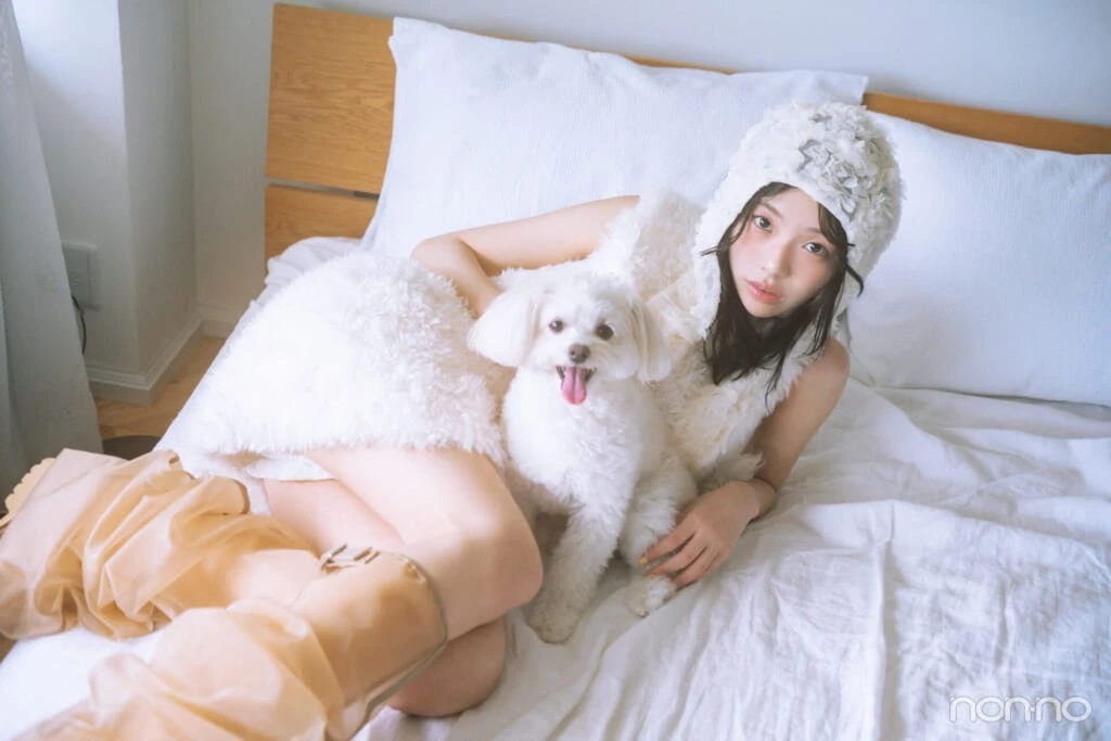 菊地姫奈のひなでぃぐ。第12回愛犬とカメラ目線のショット