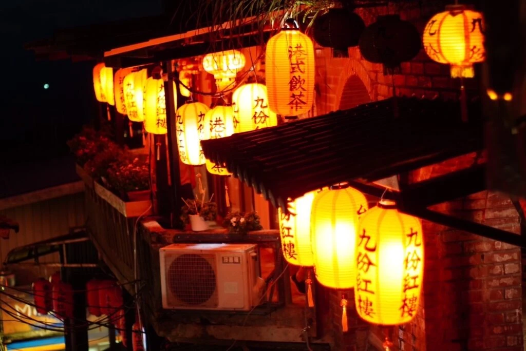 九分　千と千尋の神隠し　舞台　ランタン　台湾　観光　夜
