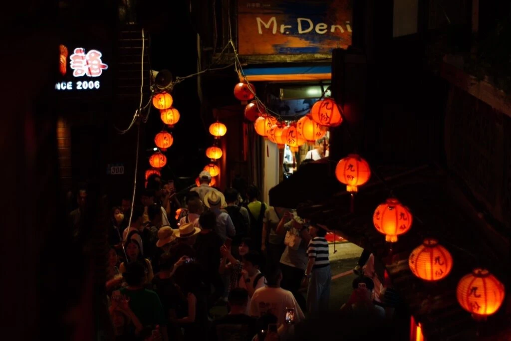九份　提灯　夜　夜景　街並み