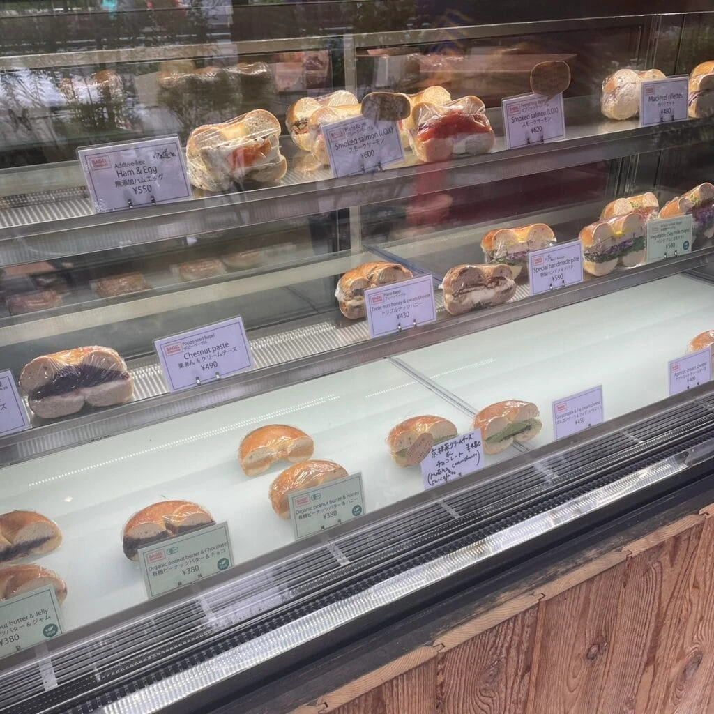 BAGEL STANDARD　ショーケース