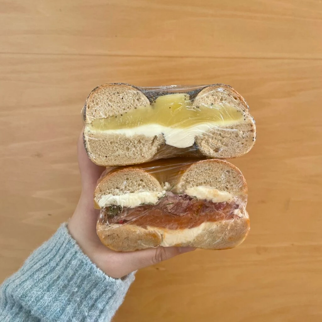 BAGEL STANDARD　栗あん＆クリームチーズ　スモークサーモン