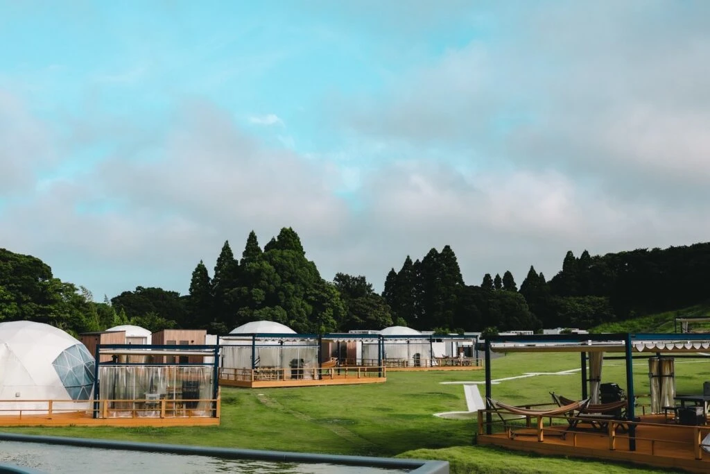 ISUMI Glamping Resort & Spa SOLAS ドームテント 外観