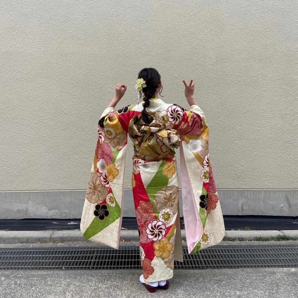 前撮り 成人式 白