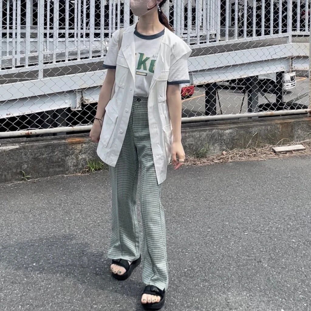 雨の日の通学コーデ　カラーアイテム