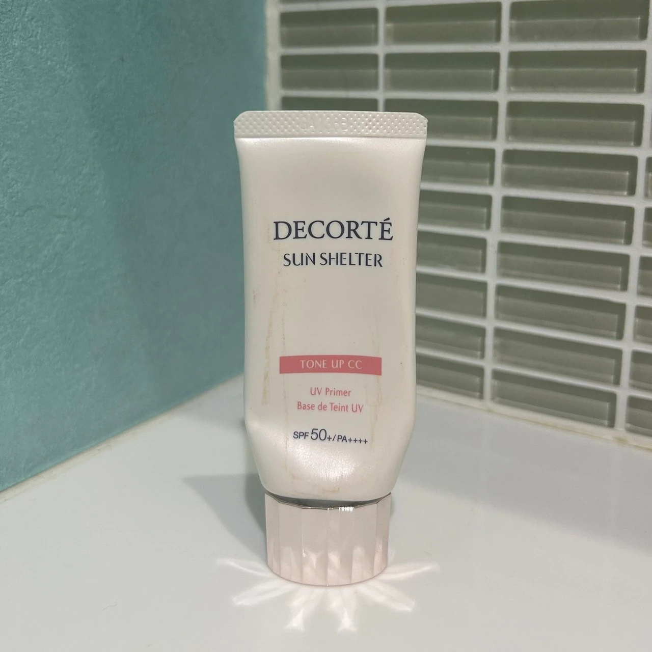 DECORTÉ（コスメデコルテ）のサンシェルター　マルチ プロテクション　トーンアップＣＣ　パッケージ画像