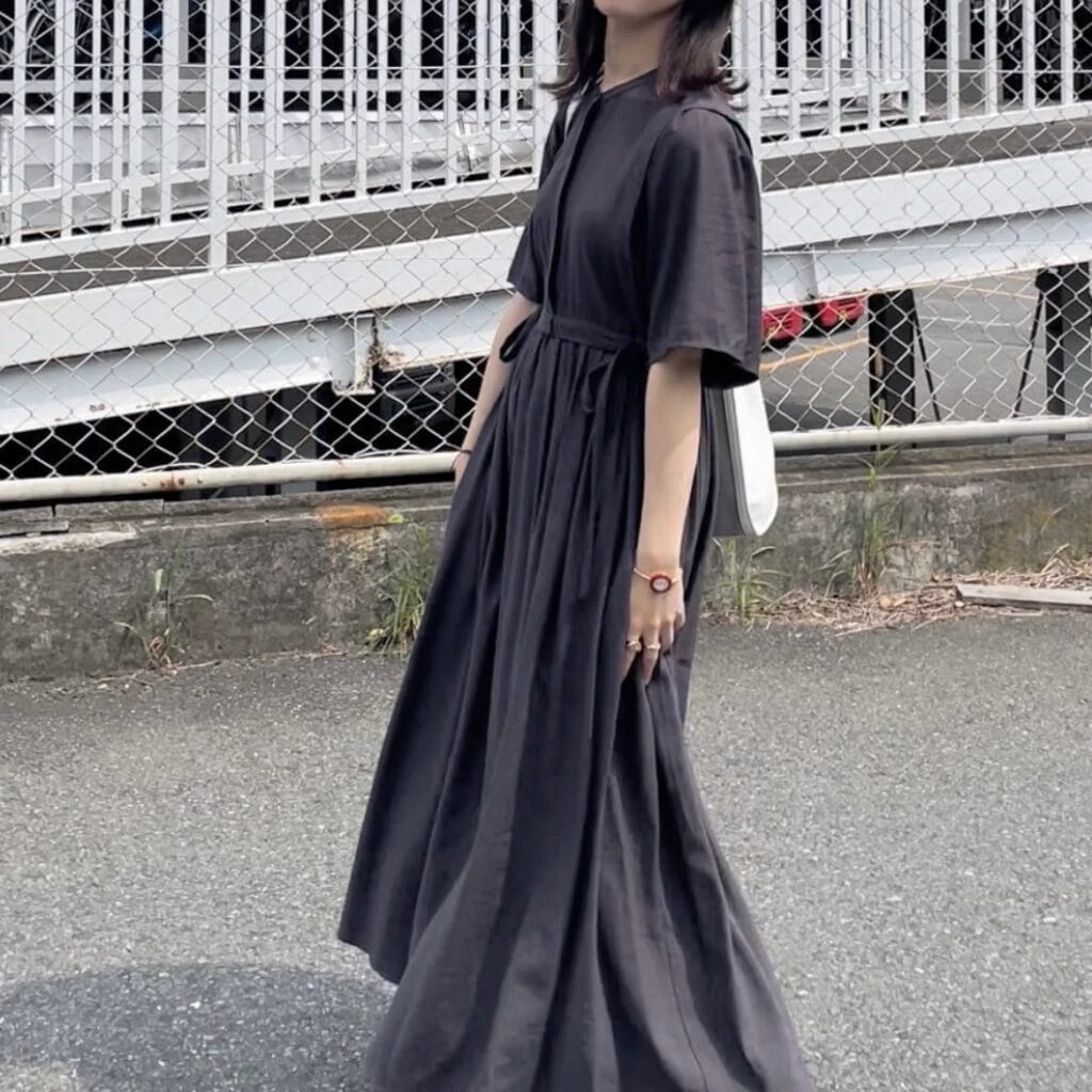 夏コーデ　ワンピース×モノトーン