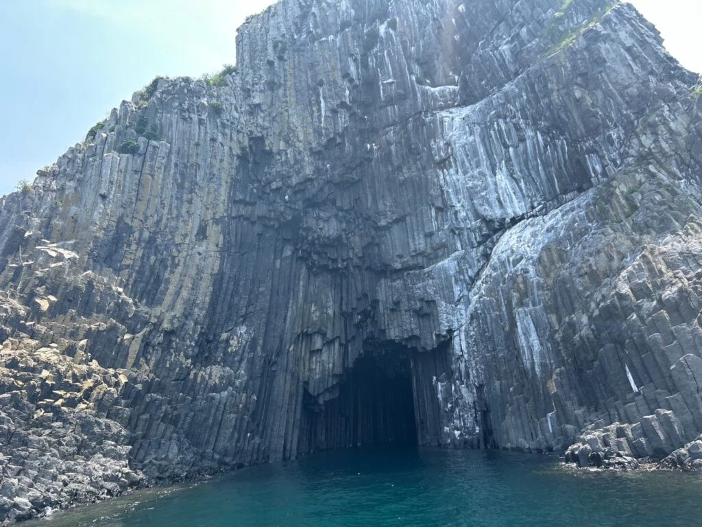 芥屋大門