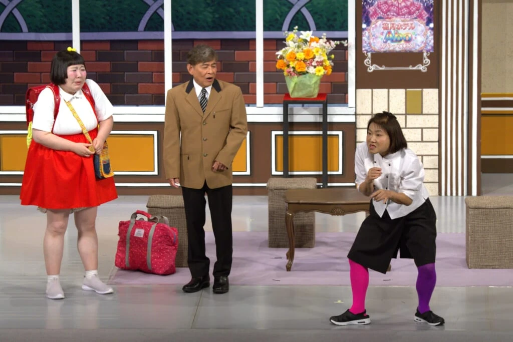 吉本新喜劇のようす