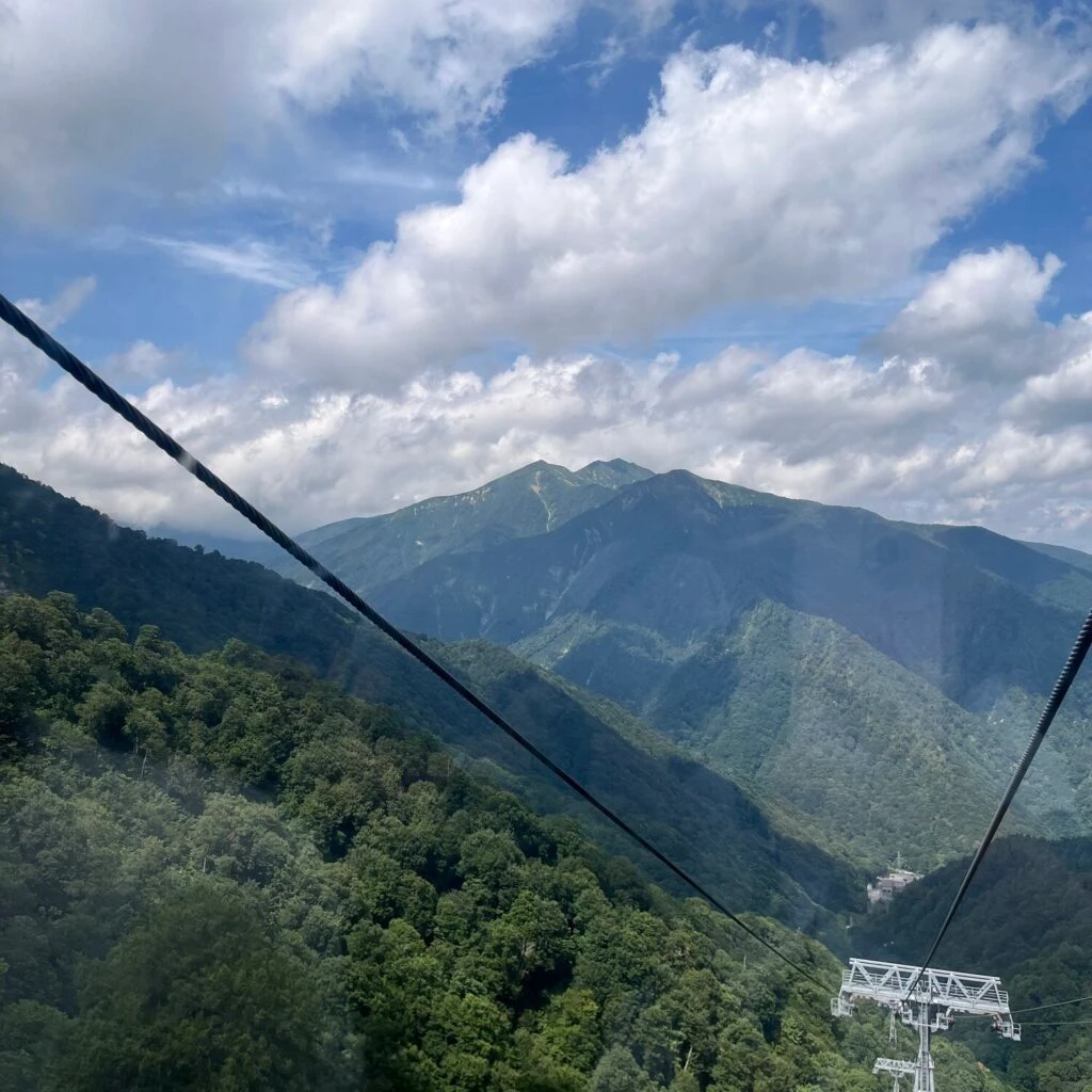 谷川岳ヨッホ ロープウェイからの眺め