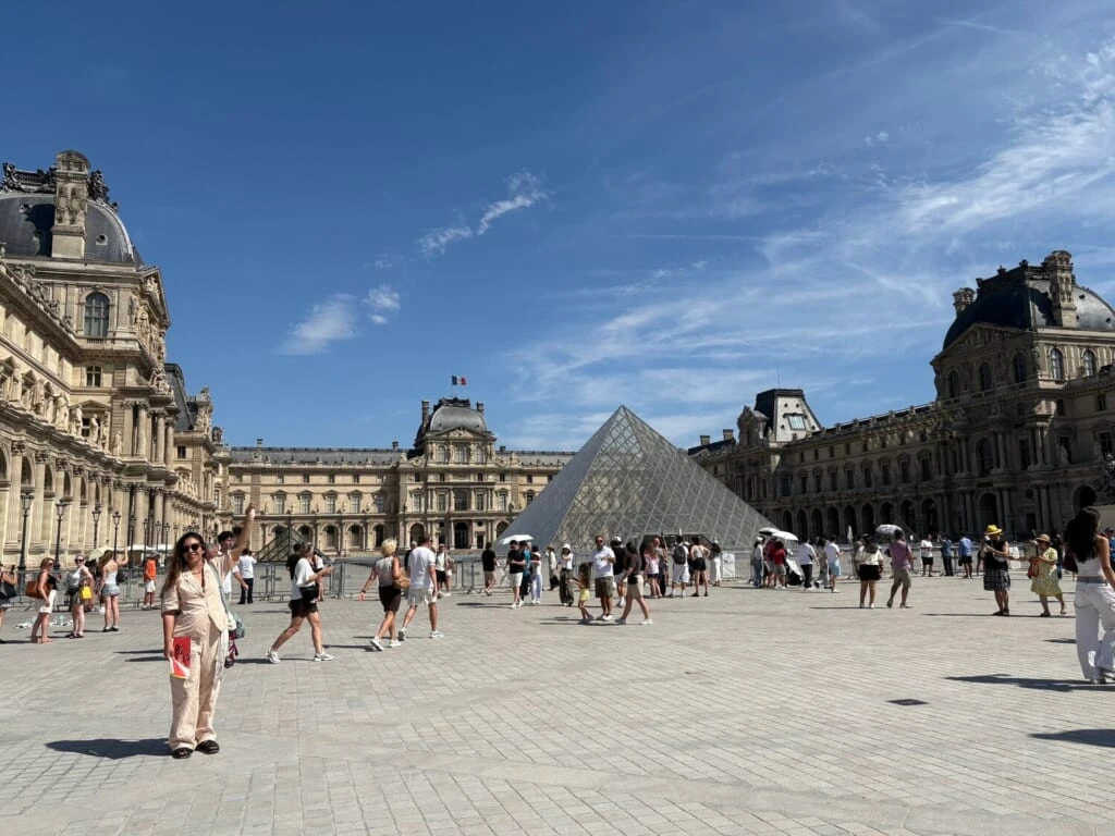 フランス・パリにあるルーヴル美術館