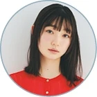モデル　小宮山莉渚