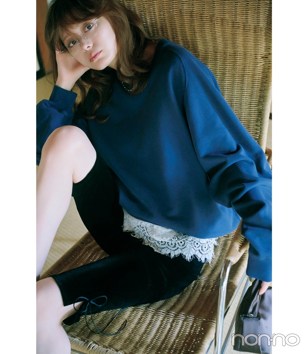 紺野彩夏のランジェリー風レースキャミコーデ3