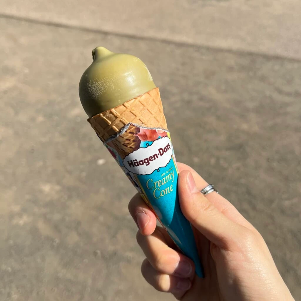 ハーゲンダッツ「クリーミーコーン 鉄観音ミルクティー」の本体