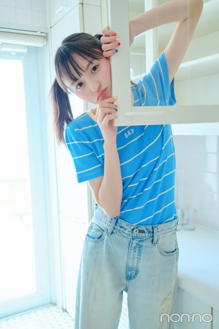 遠藤さくらが着こなす大学生の一週間コーデ 月曜日のTシャツコーデ
