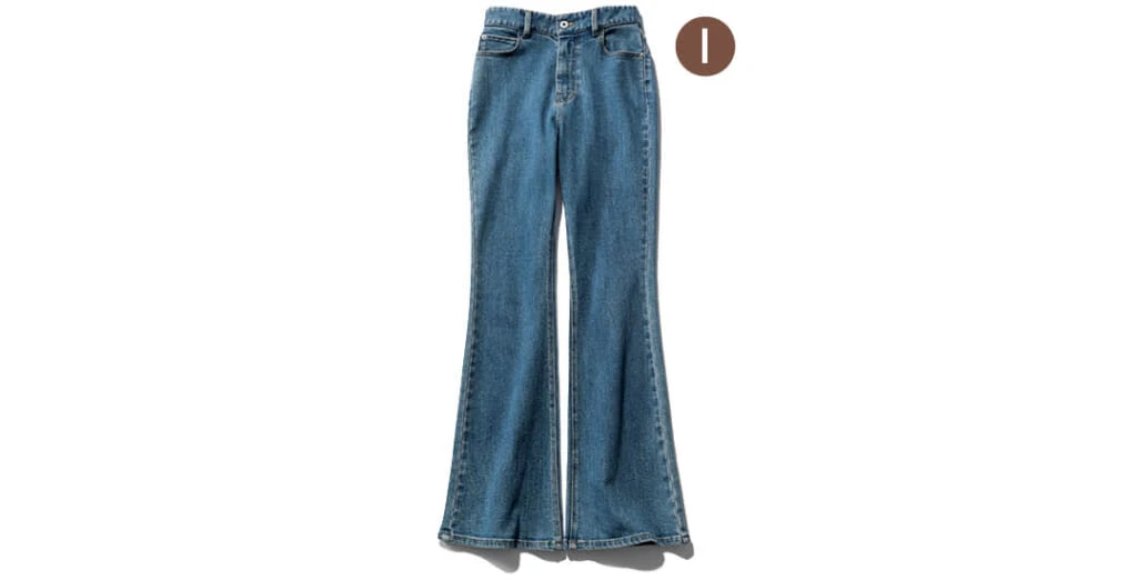 フレアデニムパンツ¥10890/リリアン カラット