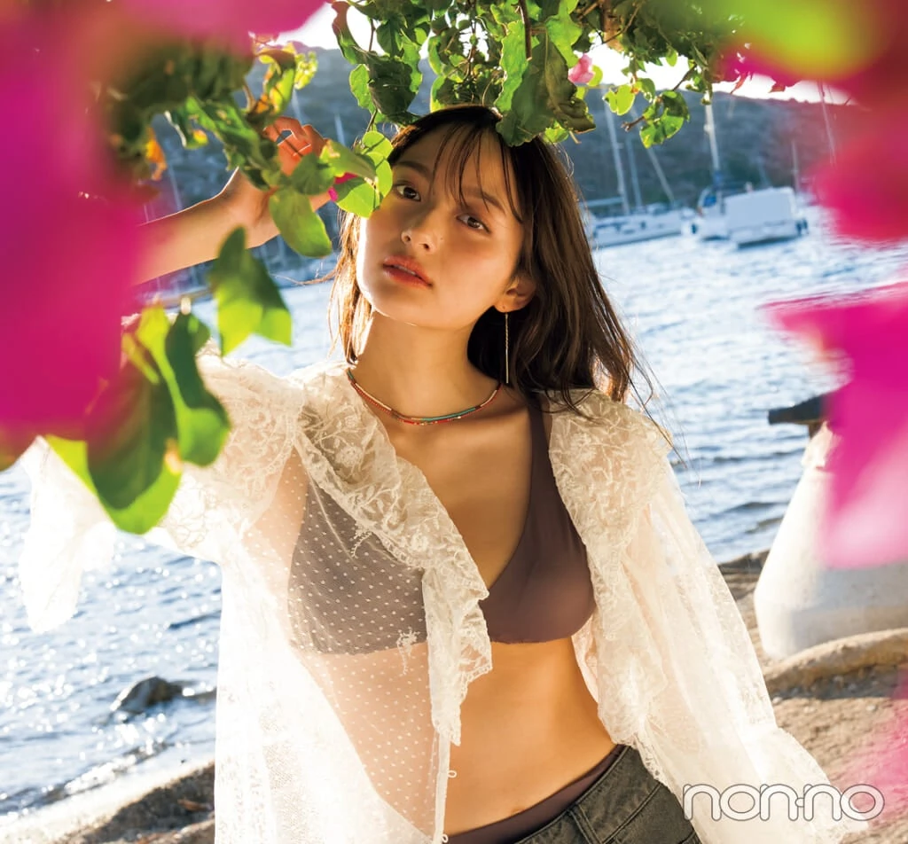 加藤栞1st写真集『shi〜。』トルコ・ボドルムでの撮影の様子をお届け