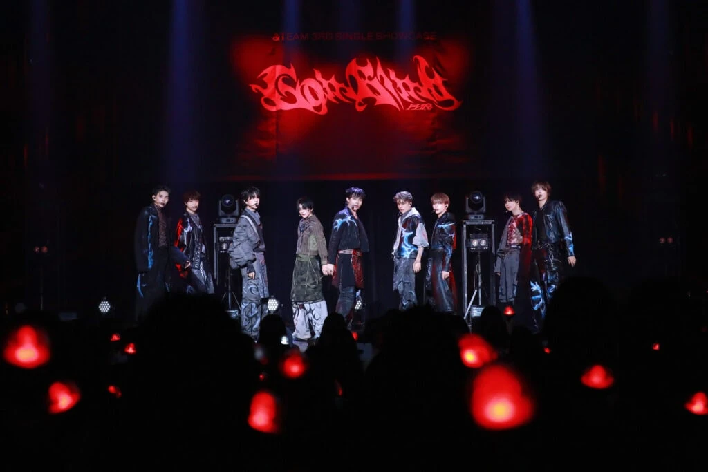 &TEAM「Go in Blind(月狼）」パフォーマンス写真