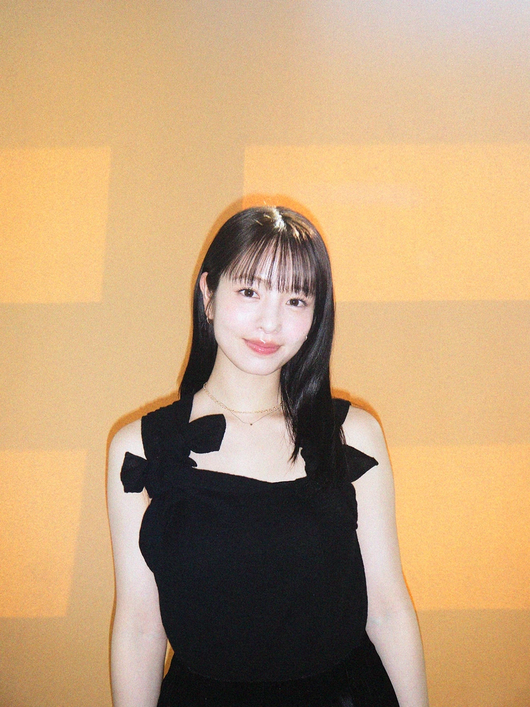 横田真悠さんソロカット