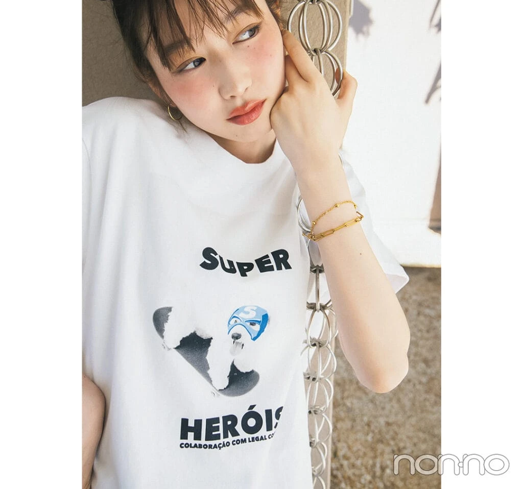 犬Tシャツを着た岡本夏美5