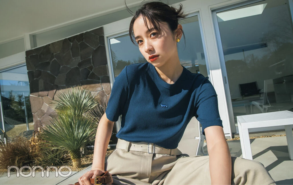 Maison KitsunéのTシャツを着た堀田真由