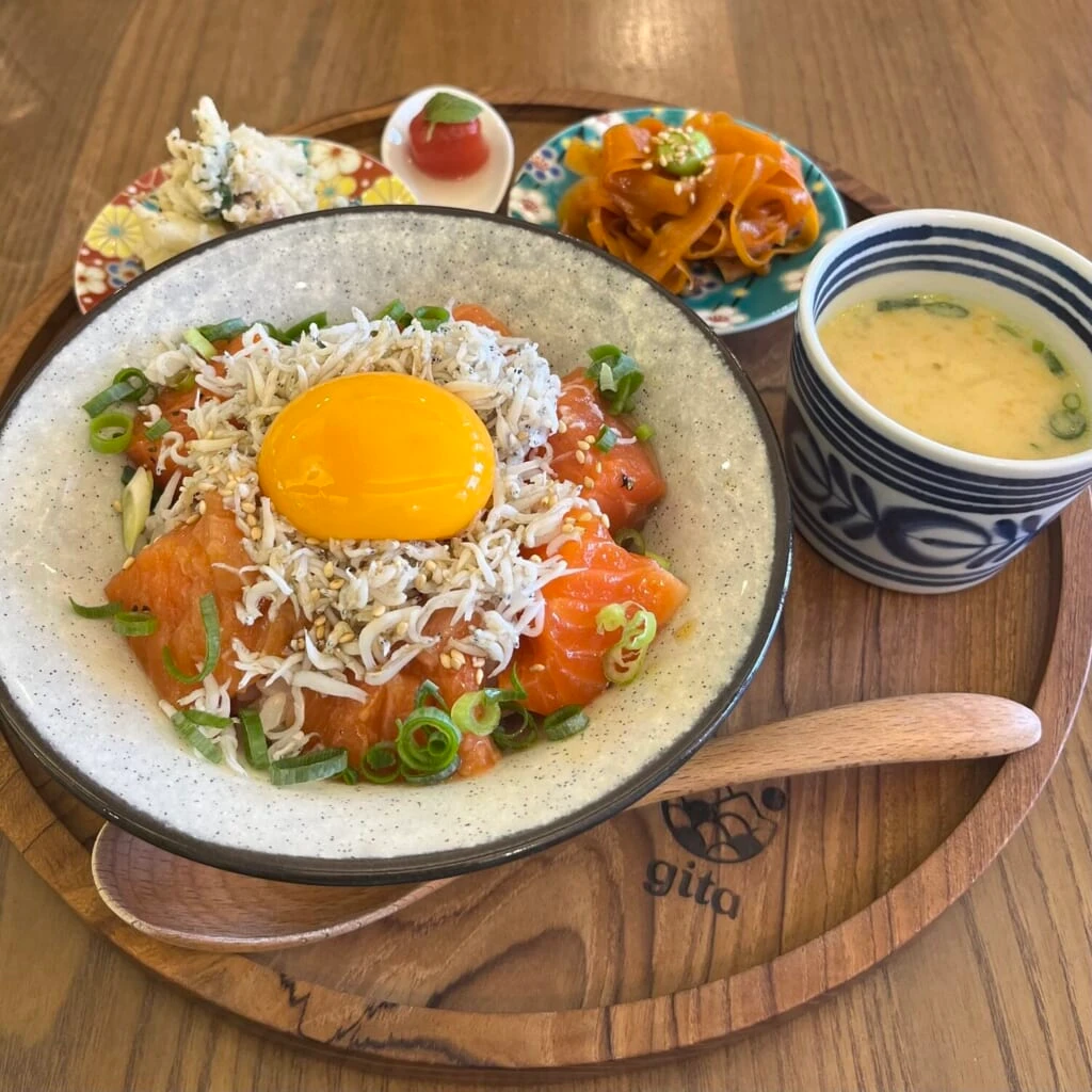 cafe dining gita ランチ