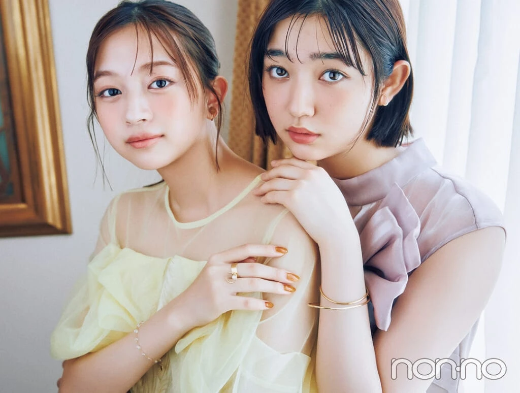 結婚式に呼ばれた時のジュエリーは華やかかつ小ぶりなデザインを