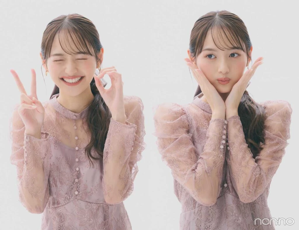 20歳ポーズをしたり頬に手を当ててみる加藤栞
