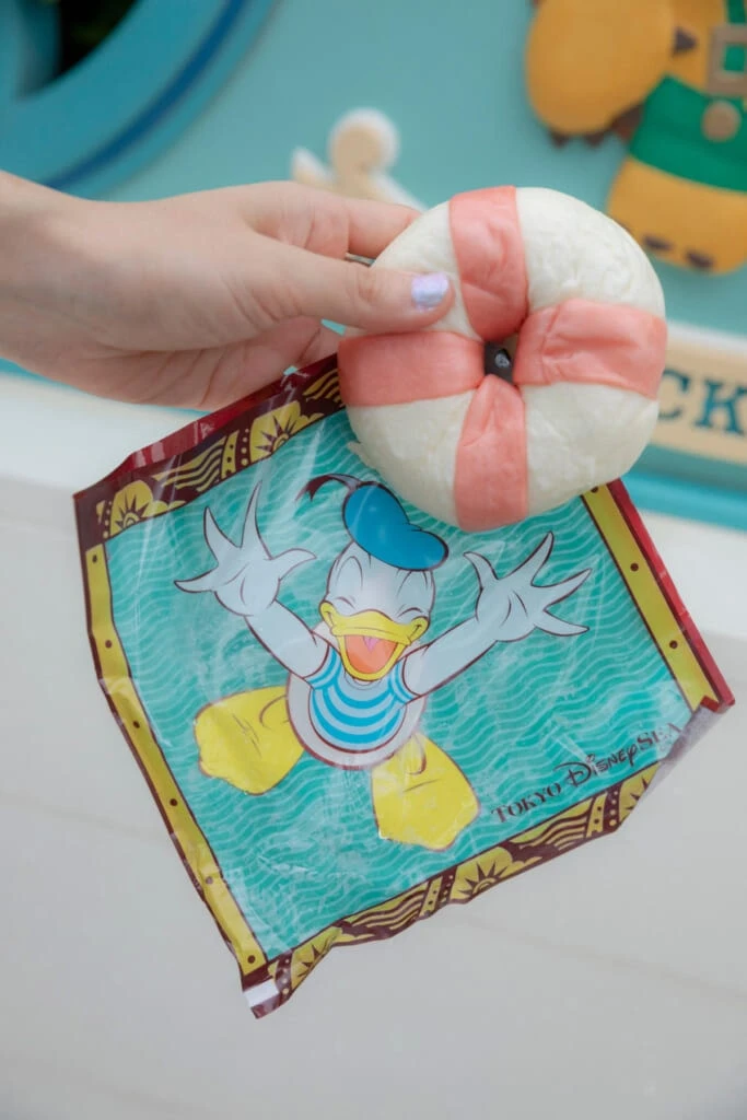 ディズニーシー食べ歩き うきわまん