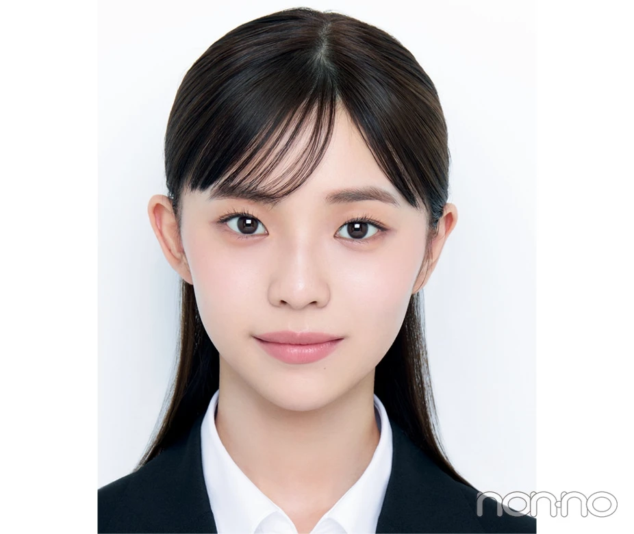 証明写真メイクにおすすめのヘアアレンジ　ハーフアレンジ