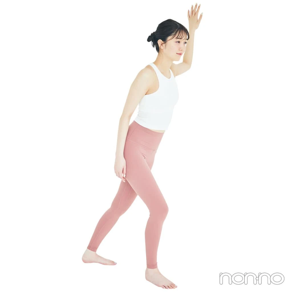 松川菜々花の背中美容プロセスカット2