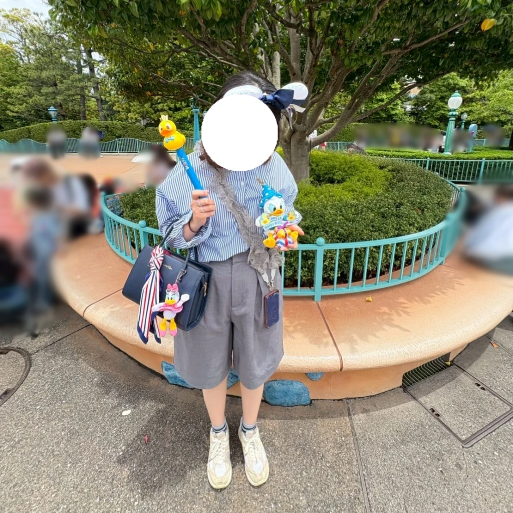 コーディネート全体
ブラウスとハーフパンツ