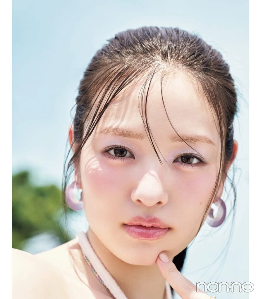 横田真悠の夏のイベントで落ちないメイクモデルカット2−1