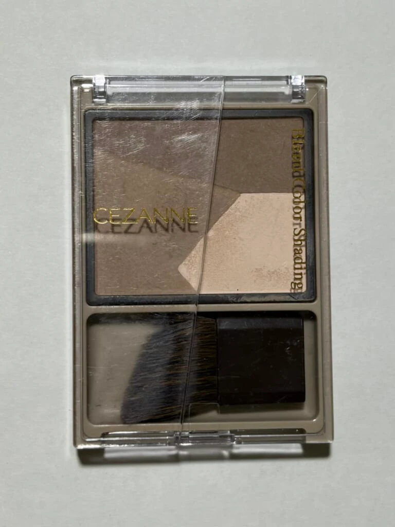 CEZANNE『ブレンドカラーシェーディング 03 メリハリトーン』のパッケージ