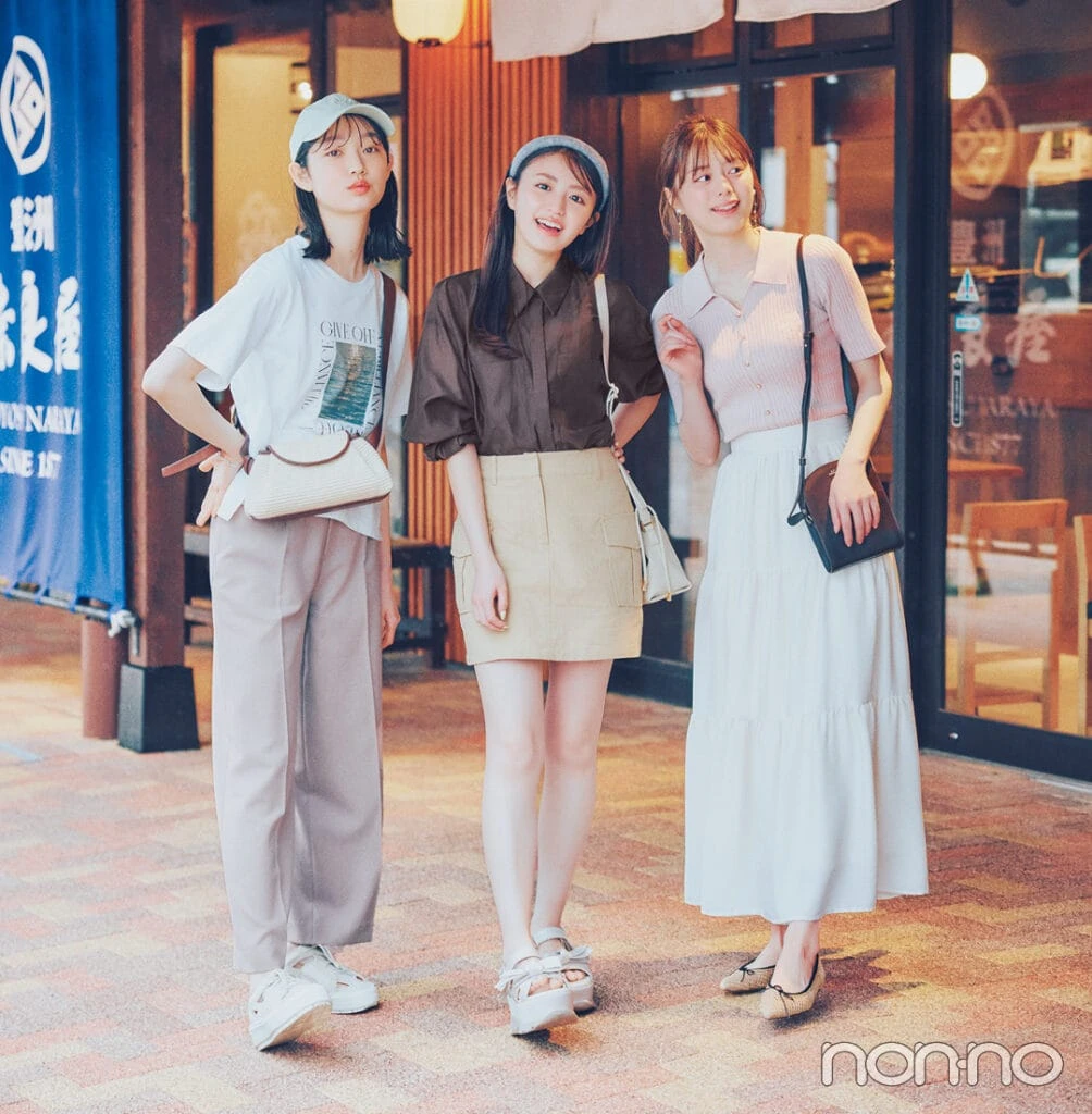 観光地での食べ歩きコーデ/夏休みのお出かけ