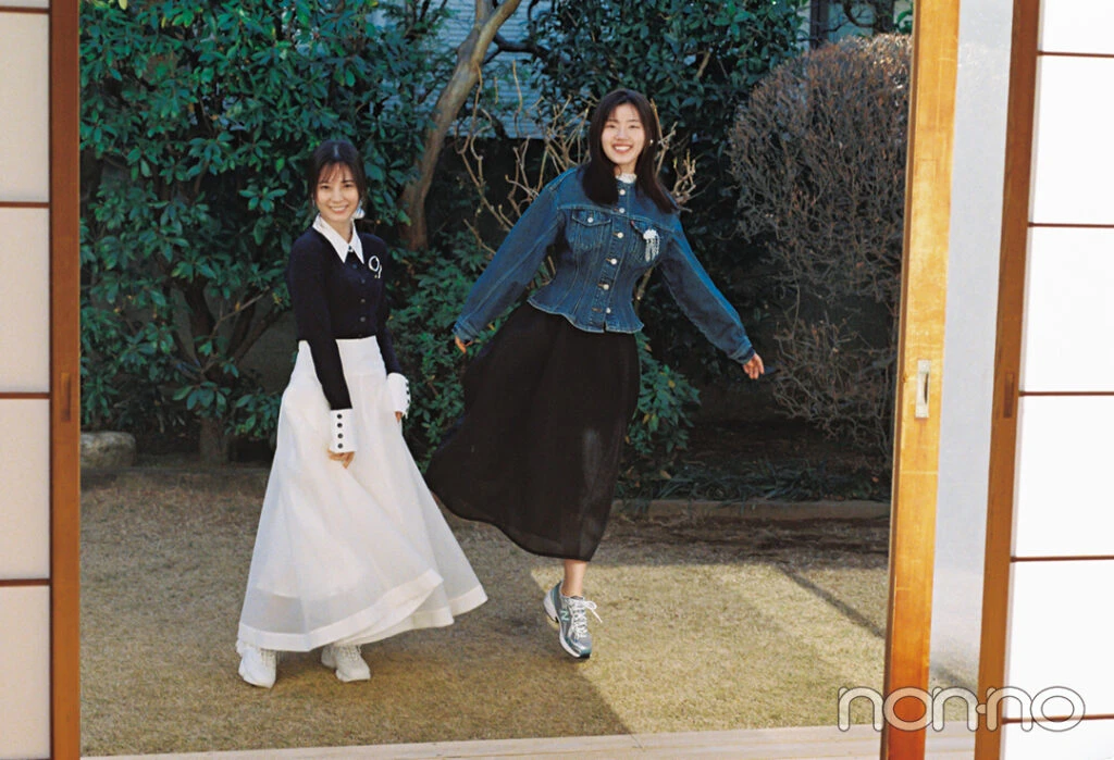 佐々木美玲と小坂菜緒のシミラールック